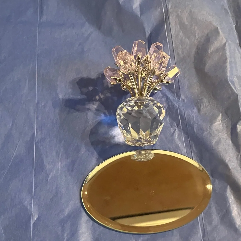 Swarovski Crystal Floral Display - Silver and Pink - Picture 5 of 9